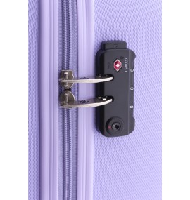 Každý kvalitní kufru je již dnes opatřen zipem s uzavírání TSA zámkem